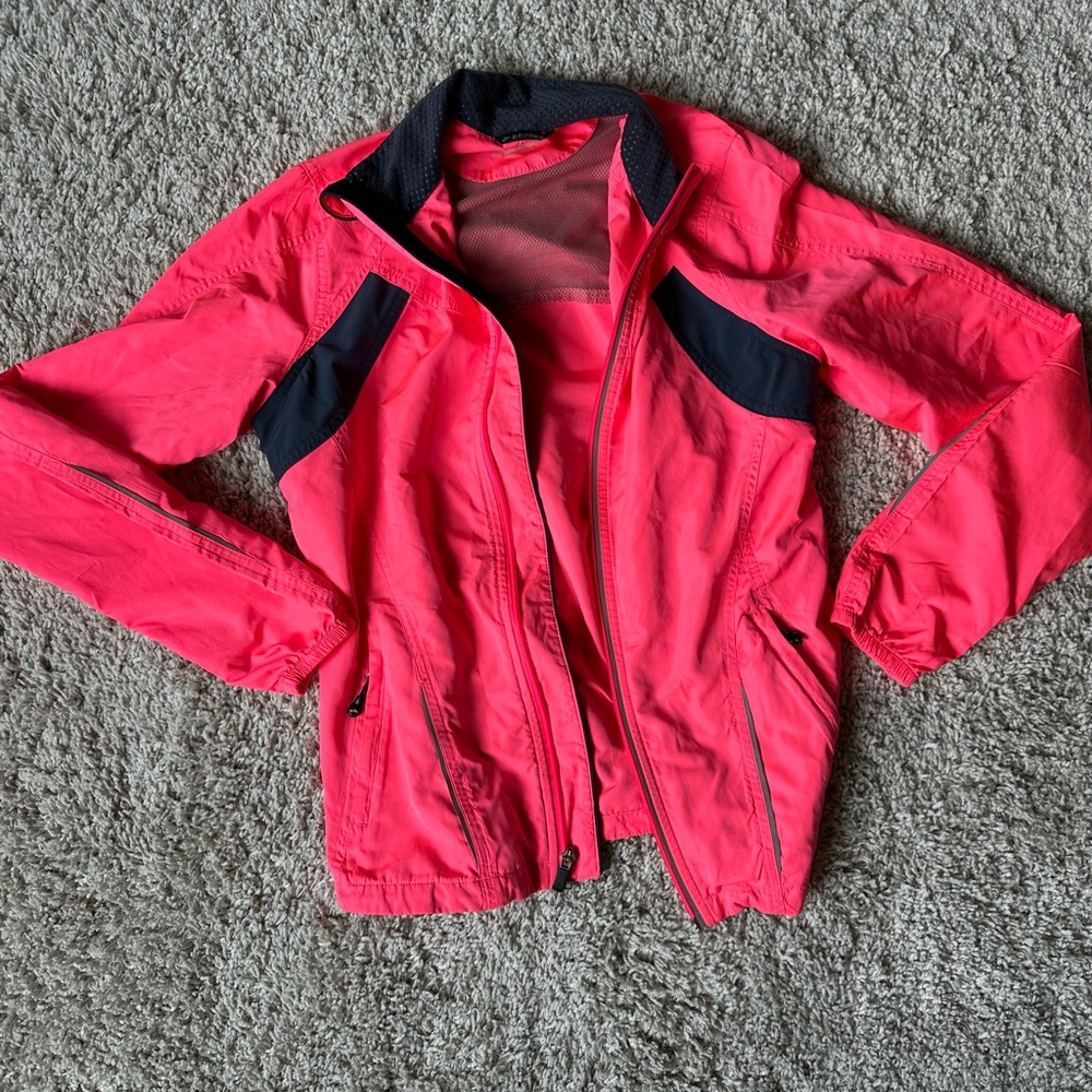Brooks neon pink running zip up